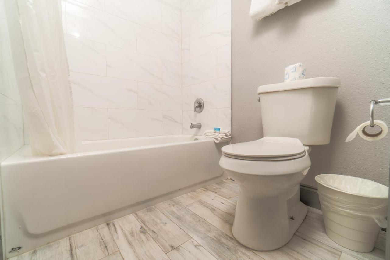 Sunshine Inn Кисими Екстериор снимка